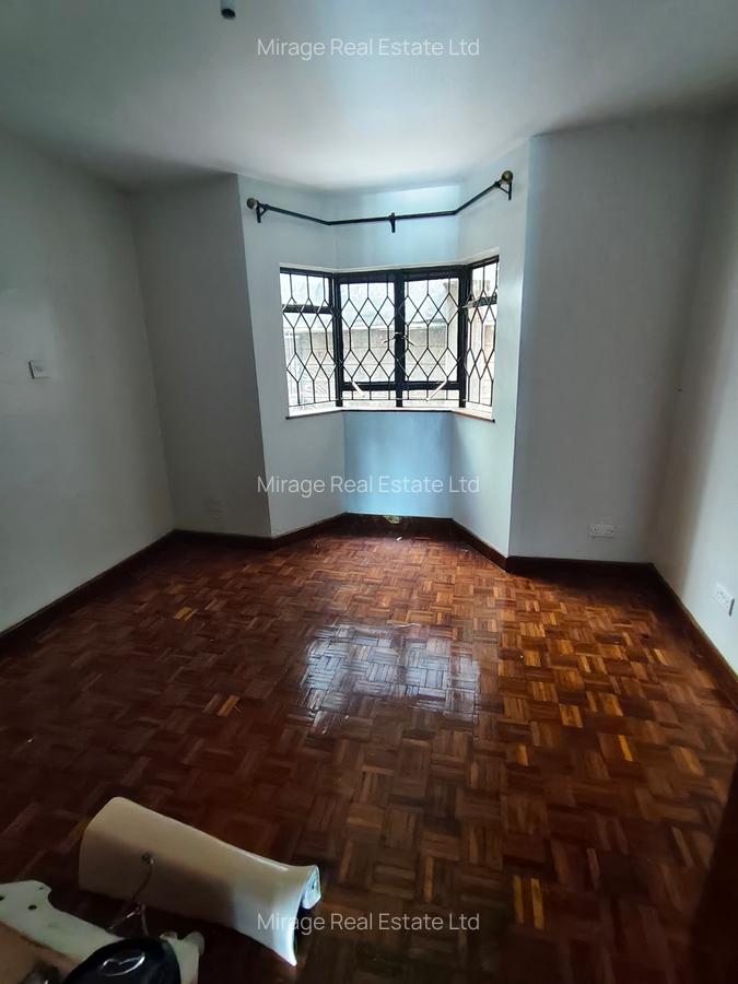 4 Bed Apartment with Parking in Kileleshwa - 13