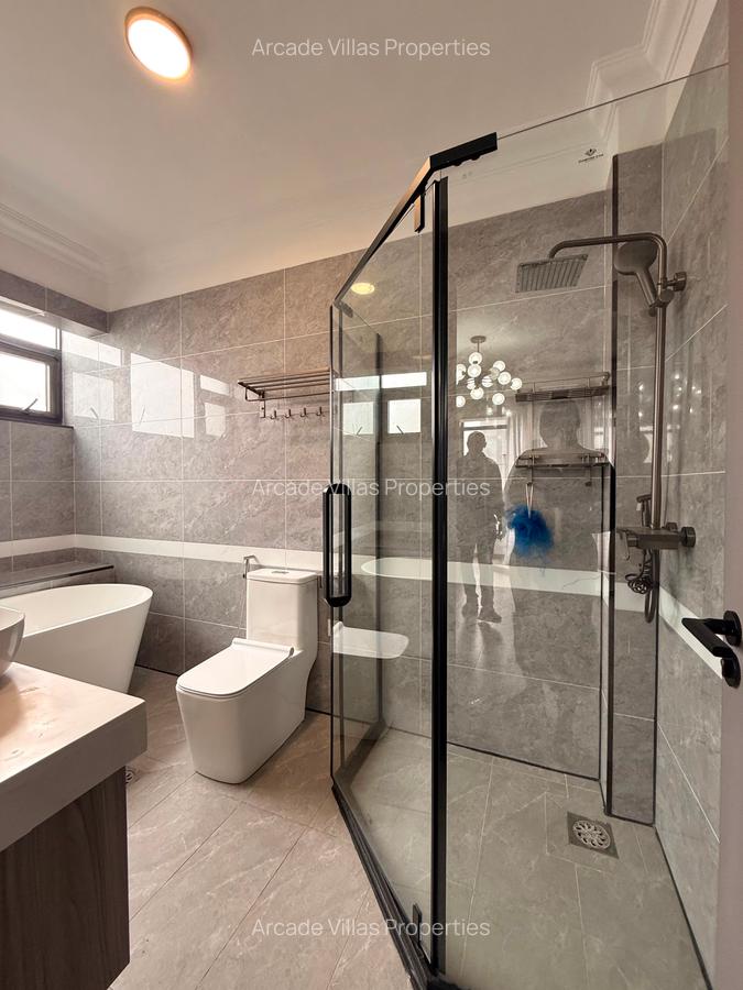 3 Bed Apartment with En Suite in Kileleshwa - 14
