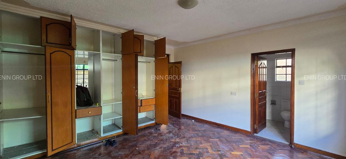 4 Bed Townhouse with En Suite at Amboseli Road - 9