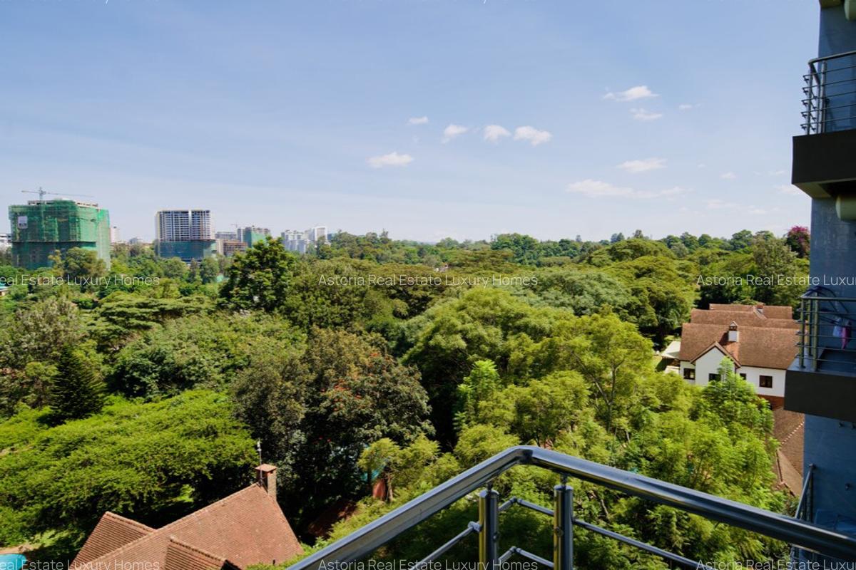 3 Bed Apartment with En Suite at 2026-384 - 9