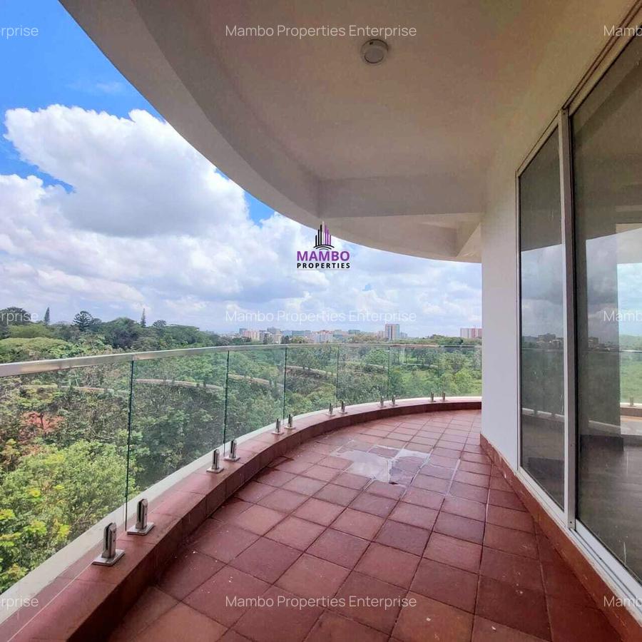 4 Bed Apartment with En Suite at City Park Drive - 8