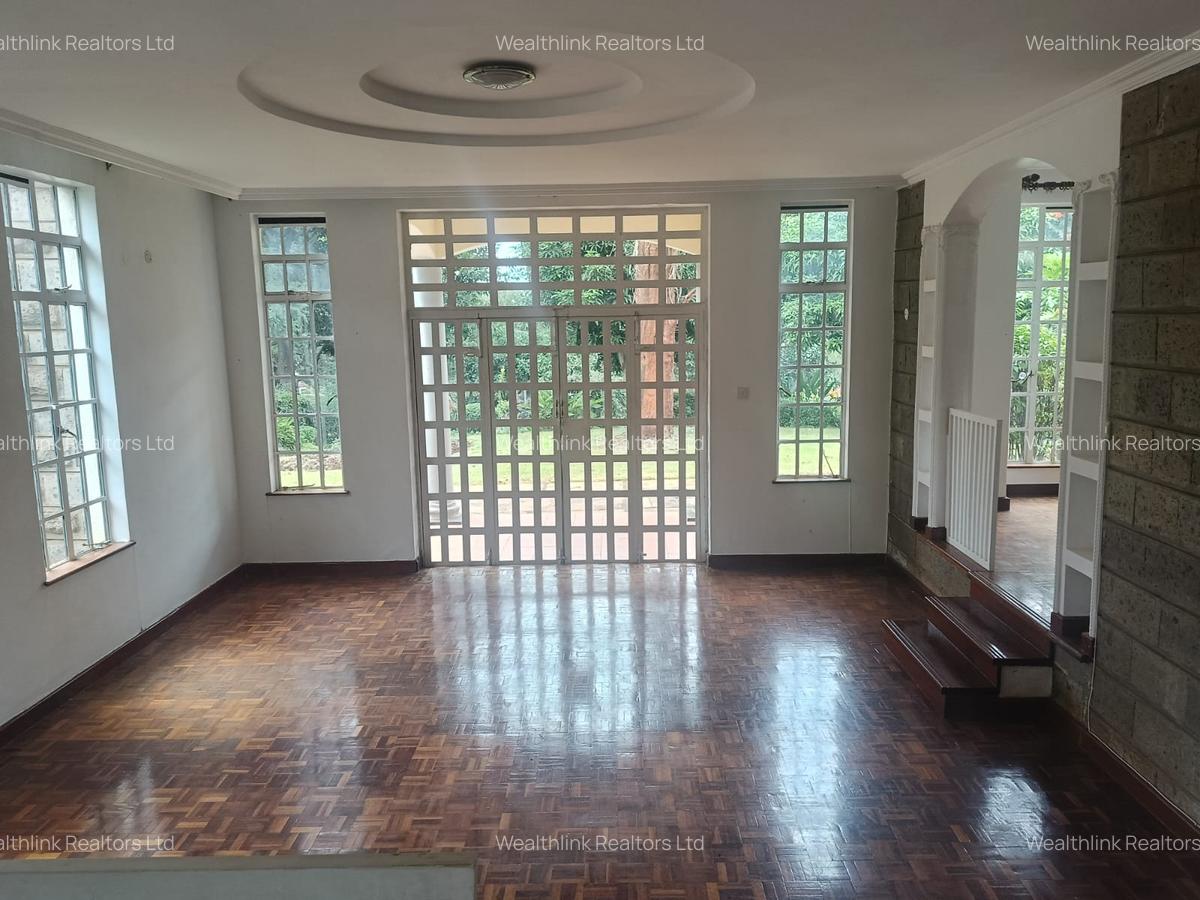 4 Bed Townhouse with En Suite at Redhill - 9