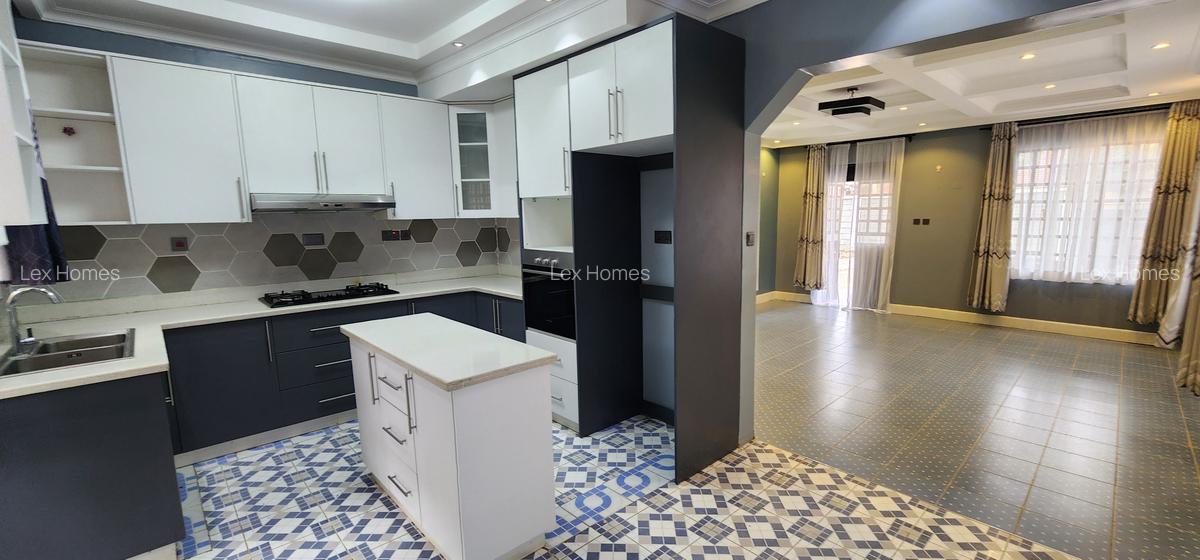 3 Bed House with En Suite at Rimpa - 2