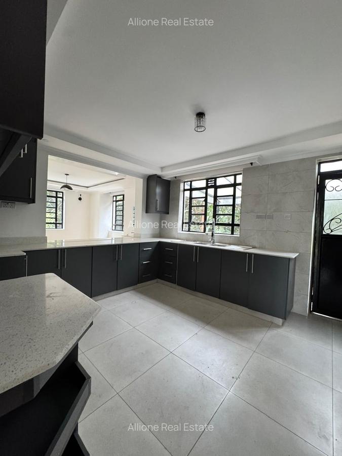 5 Bed Townhouse at Near Galleria Mall - 6