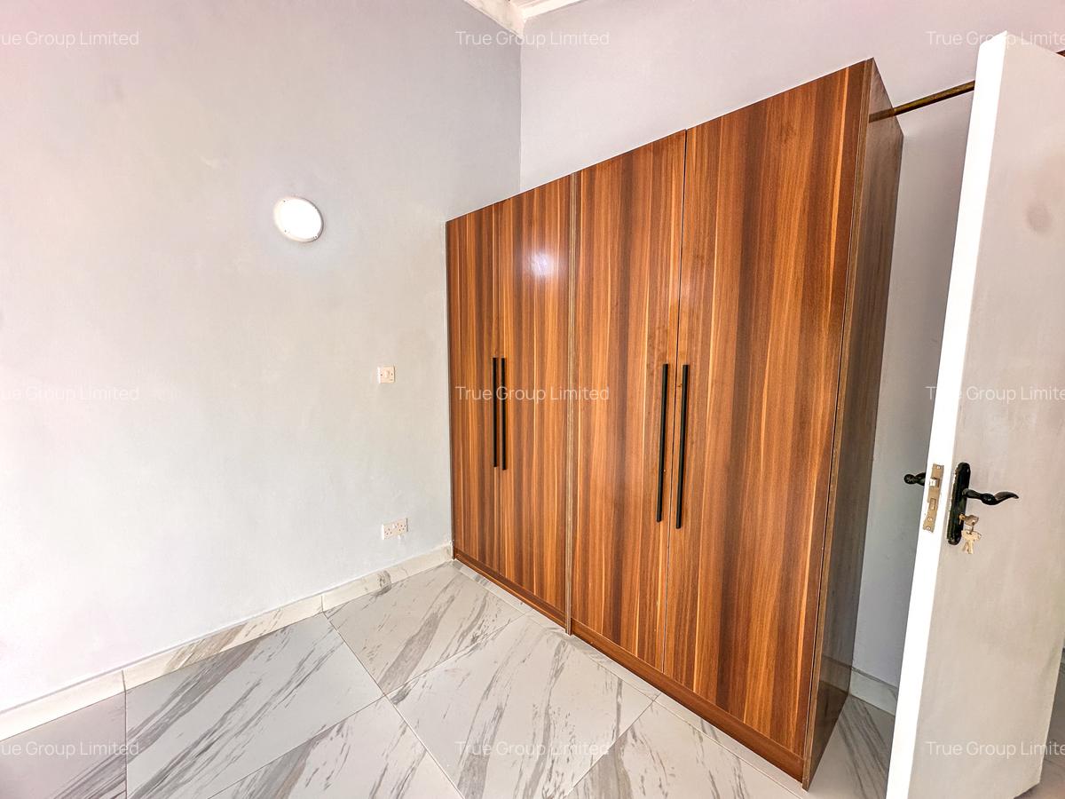 4 Bed Townhouse with En Suite at Phase 1 - 12
