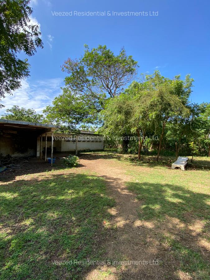 2 ac Land in Nyali Area - 4