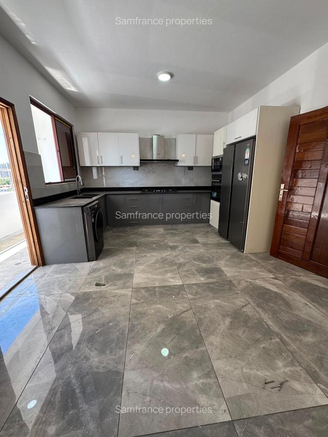 Serviced 3 Bed Apartment with En Suite at Mount Kenya Road - 3