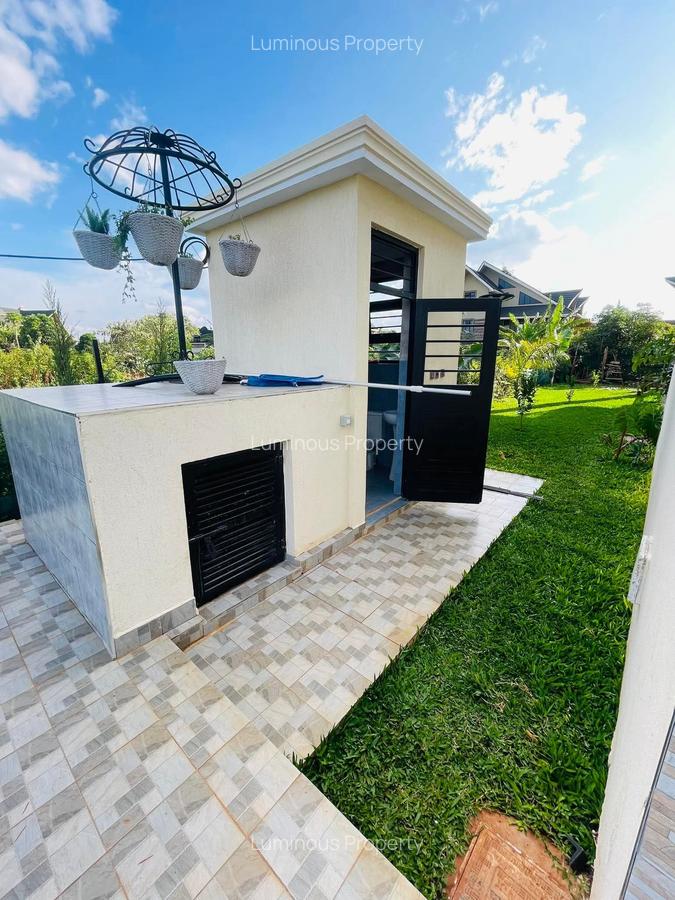 6 Bed House with En Suite at Daykio - 6