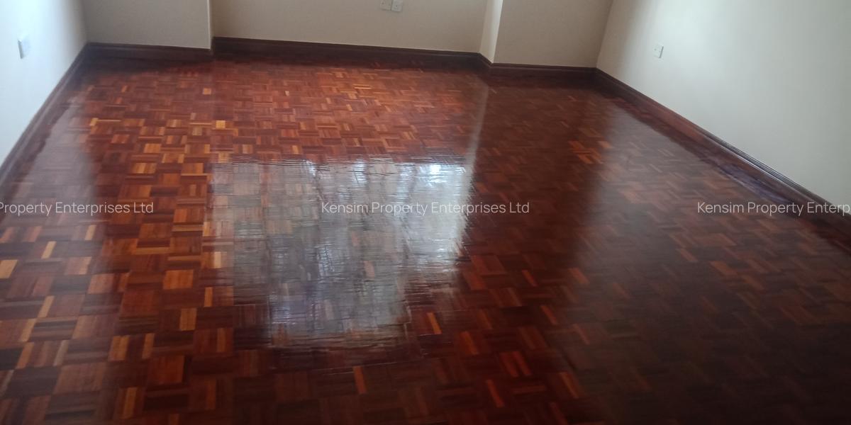 5 Bed Townhouse with En Suite in Kitisuru - 9