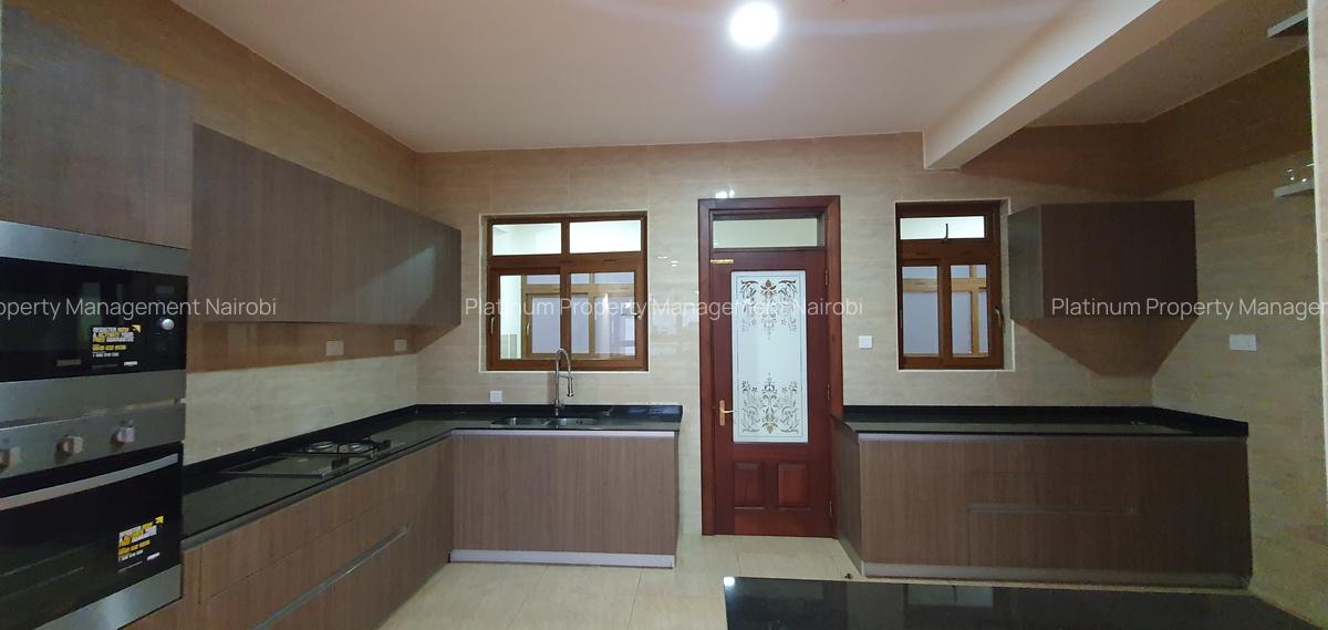 3 Bed Apartment with En Suite in General Mathenge - 4
