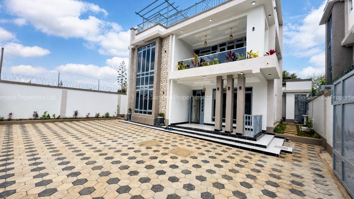 5 Bed House with En Suite at Mugutha - 1