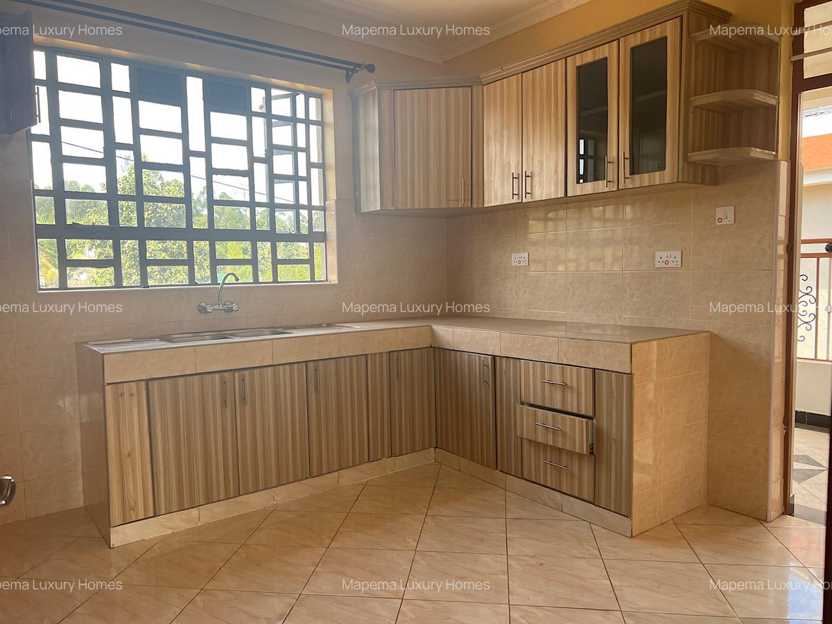 3 Bed Apartment with En Suite at Marist Road - 11