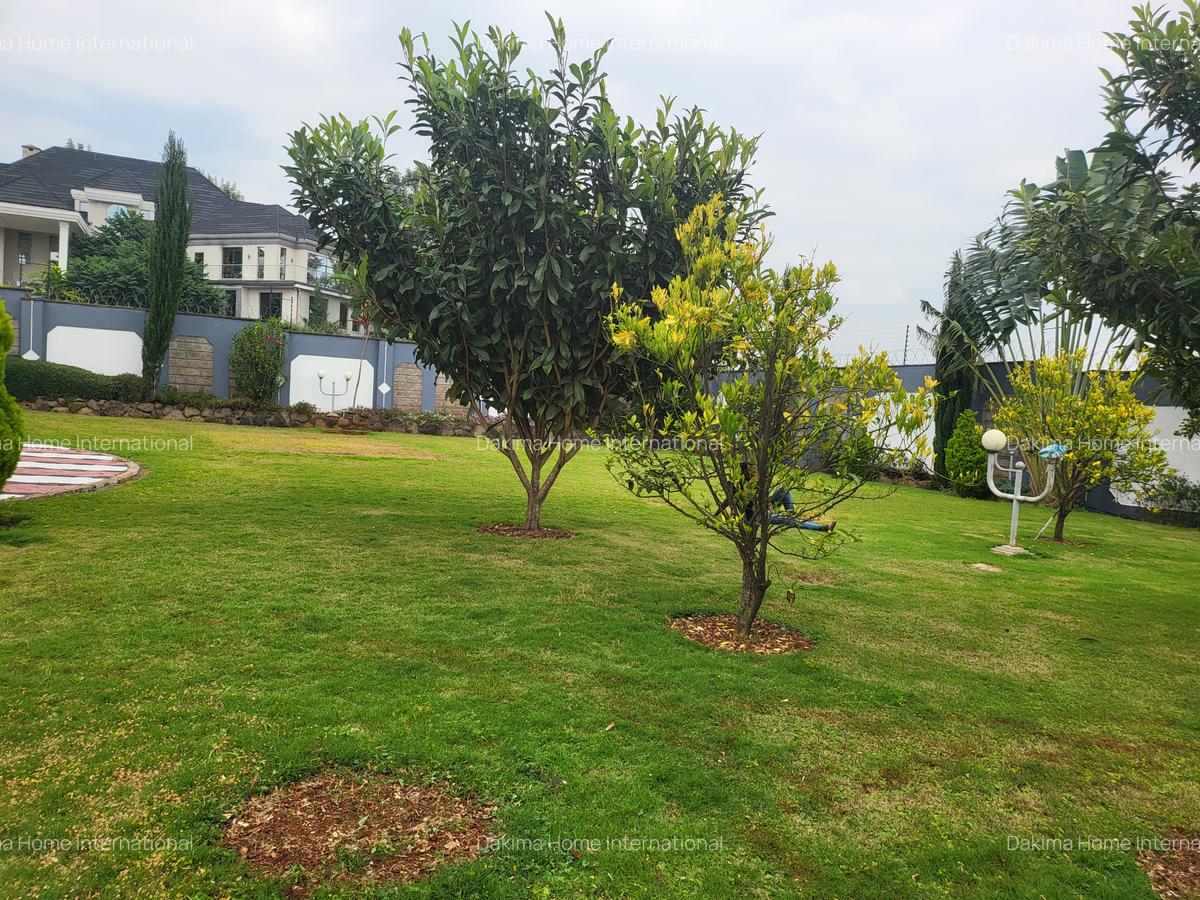 5 Bed House with En Suite in Runda - 20