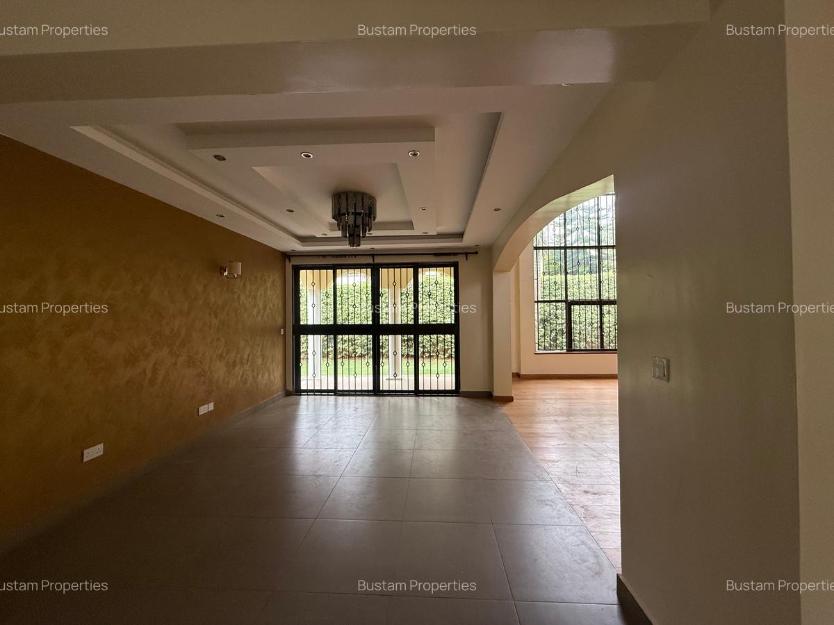 4 Bed Townhouse with En Suite in Lavington - 3