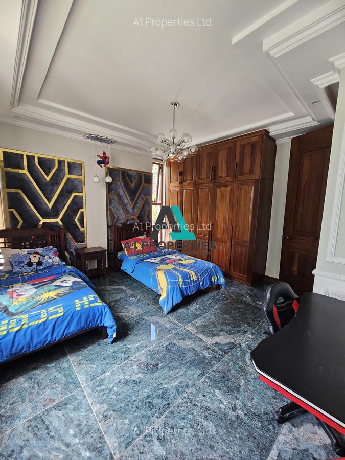6 Bed Townhouse with En Suite in Lavington - 9
