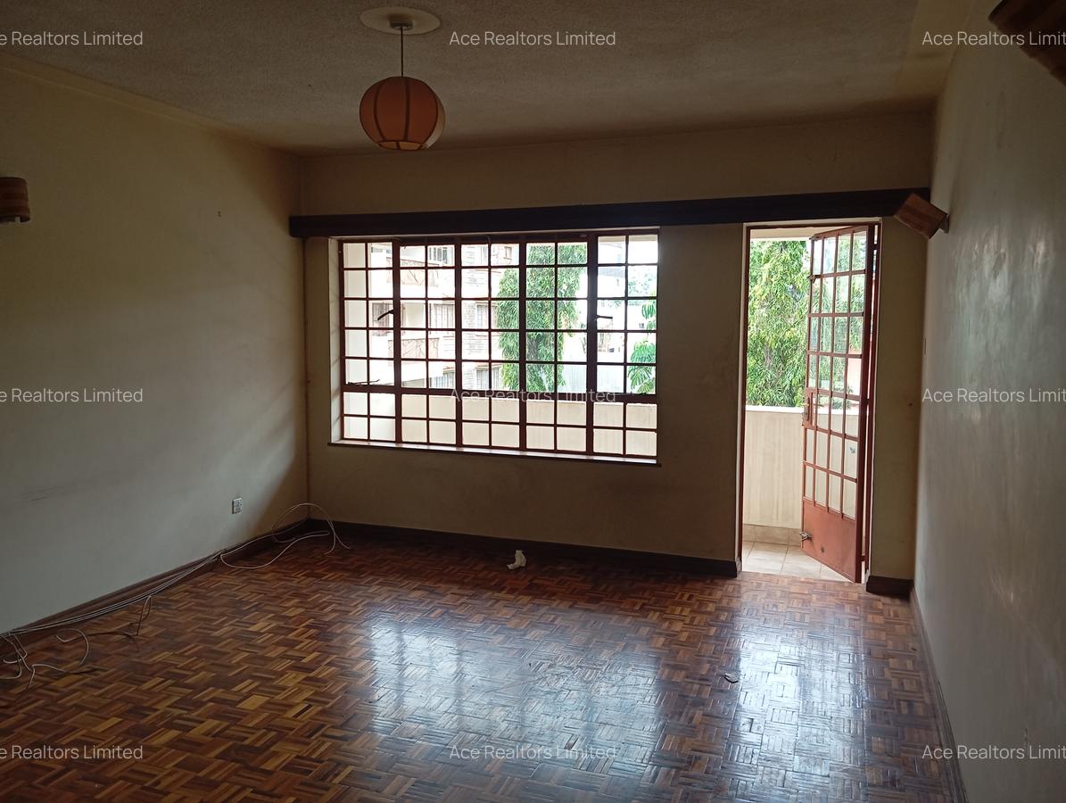 3 Bed Apartment with En Suite at Westlands Road - 10
