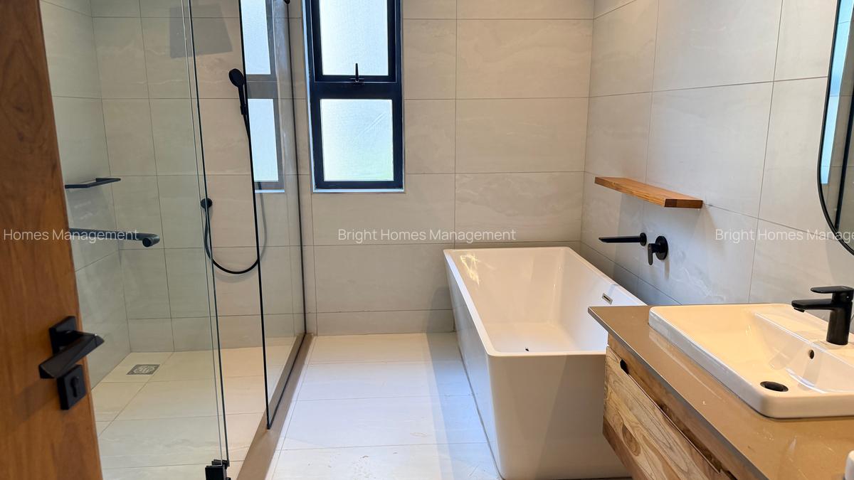 4 Bed Apartment with En Suite in Loresho - 11