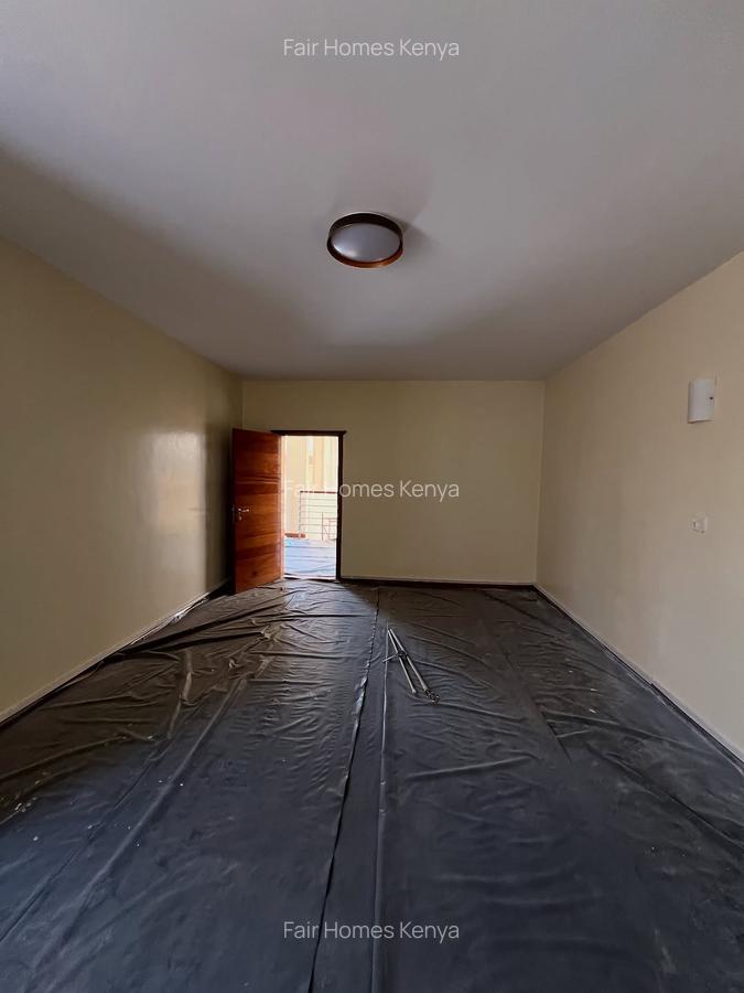 4 Bed Townhouse with En Suite at Lavington Green - 8