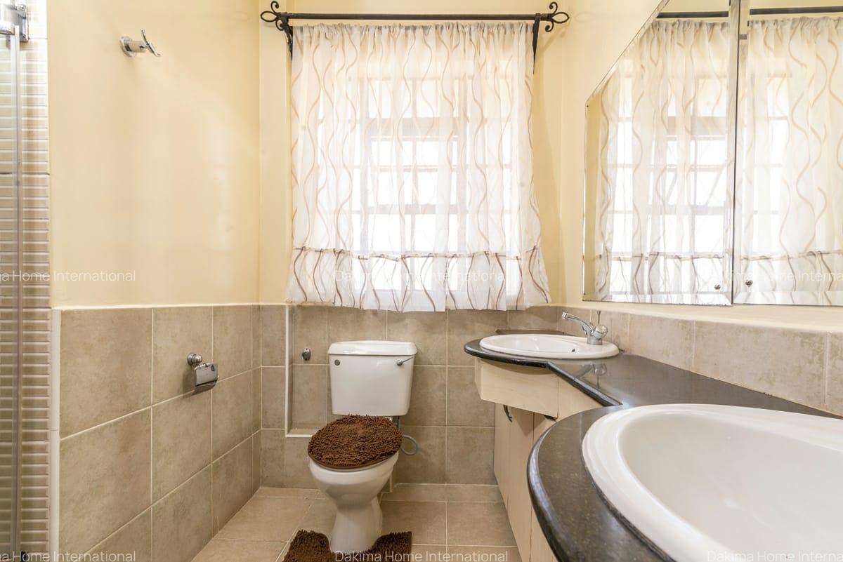 Furnished 2 Bed Apartment with En Suite in Rhapta Road - 6