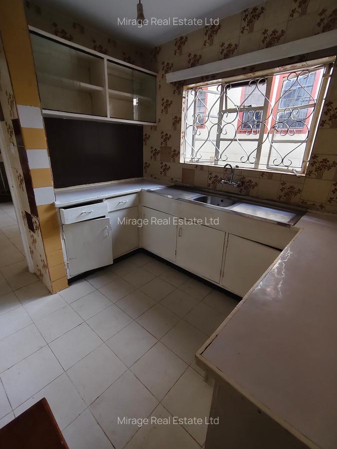 2 Bed Apartment with Parking in Hurlingham - 1