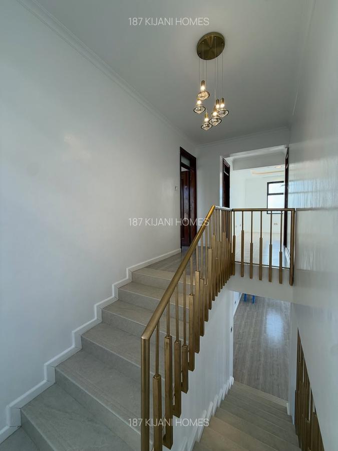 4 Bed Villa with En Suite in Kitengela - 5