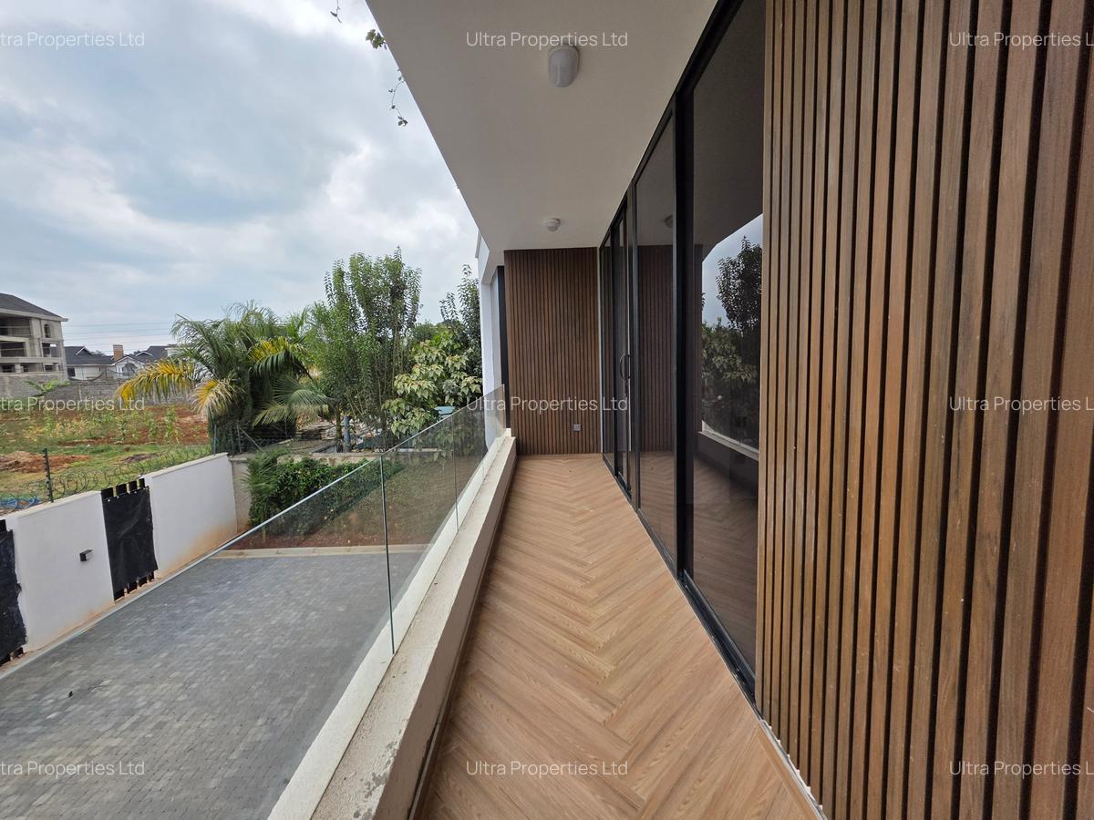 4 Bed Villa with En Suite in Runda - 12