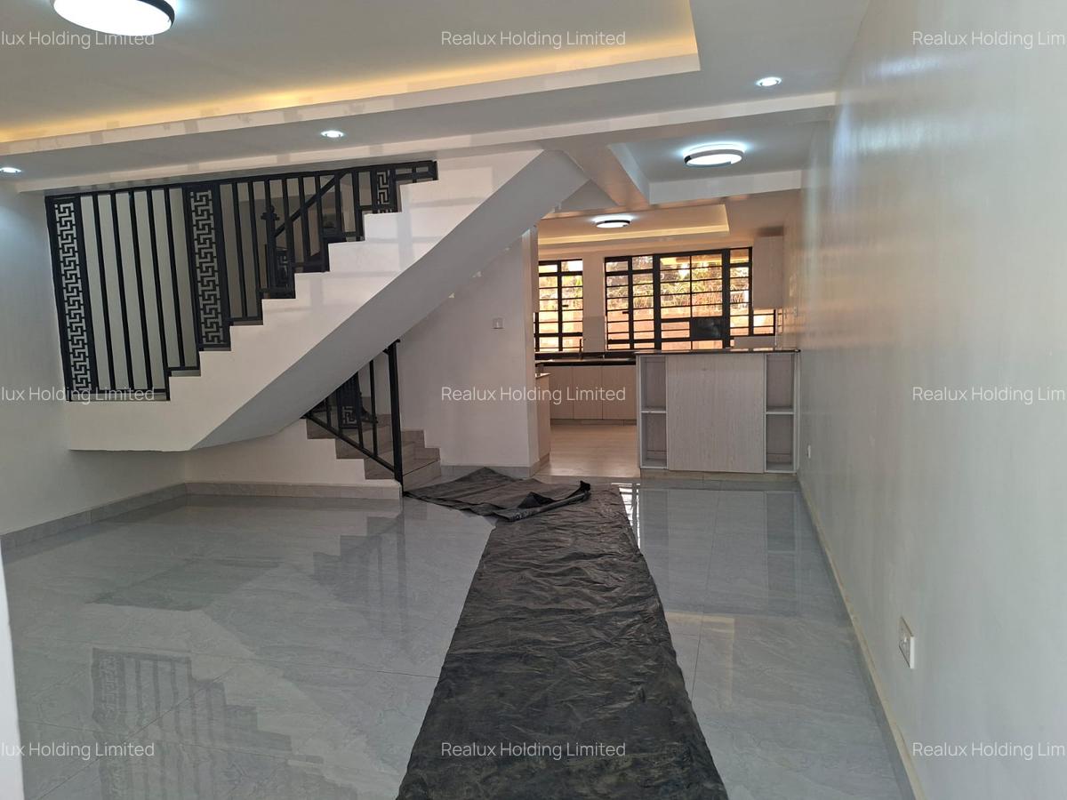 5 Bed Townhouse with En Suite in Gikambura - 3