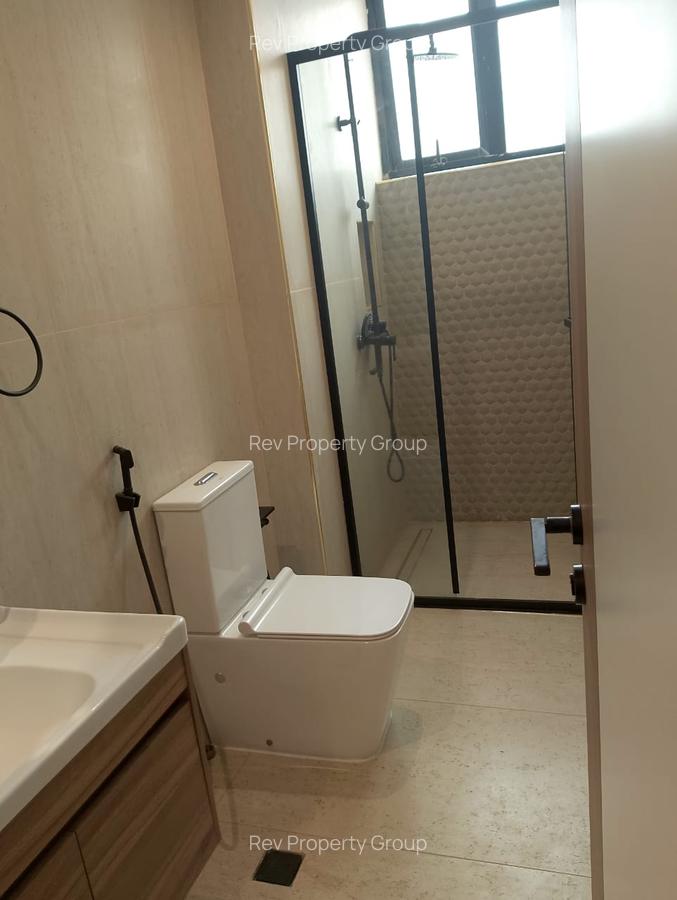 Furnished 2 Bed Apartment with En Suite in Brookside - 6