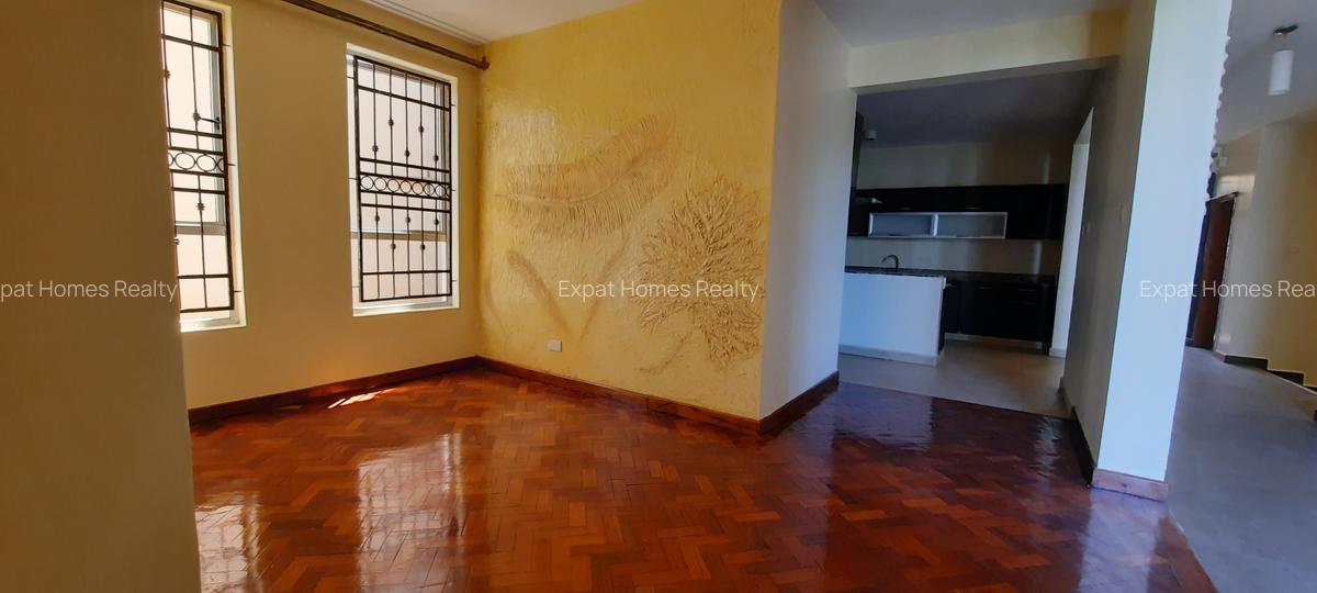 5 Bed Villa with En Suite in Lavington - 2