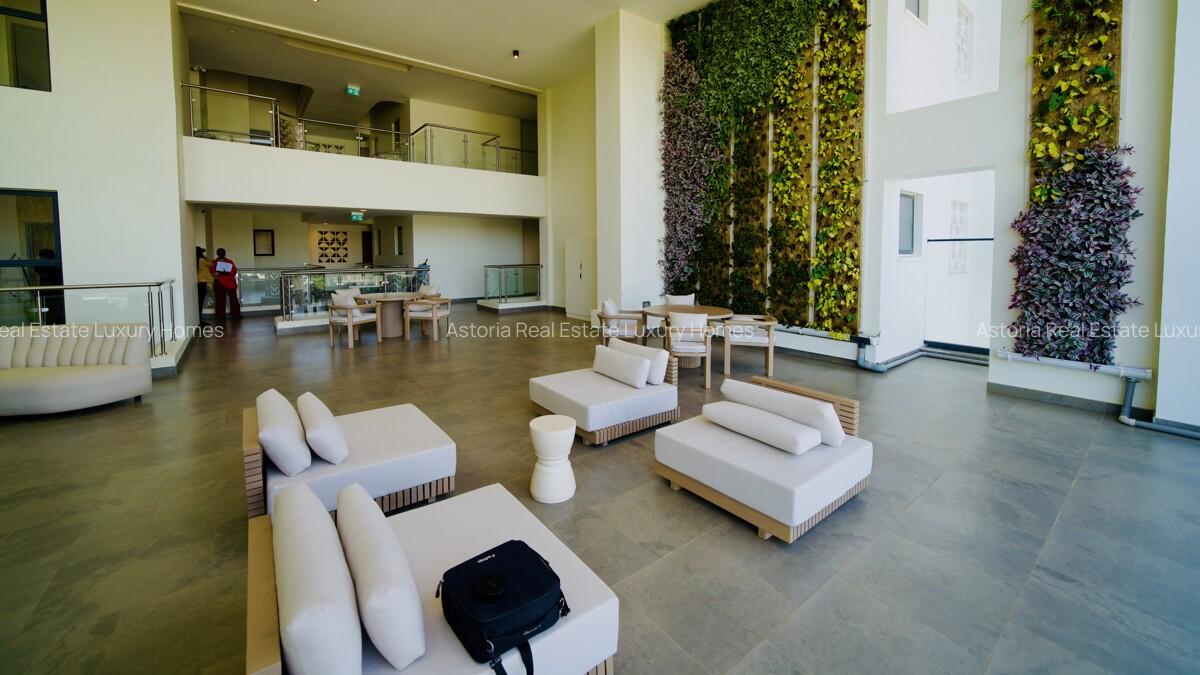 2 Bed Apartment with En Suite at 2026-385 - 3