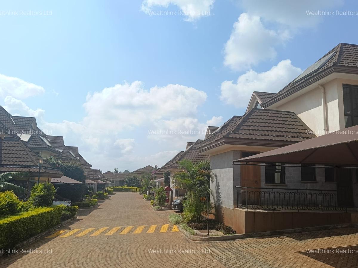 4 Bed Townhouse with En Suite at Runda - 12
