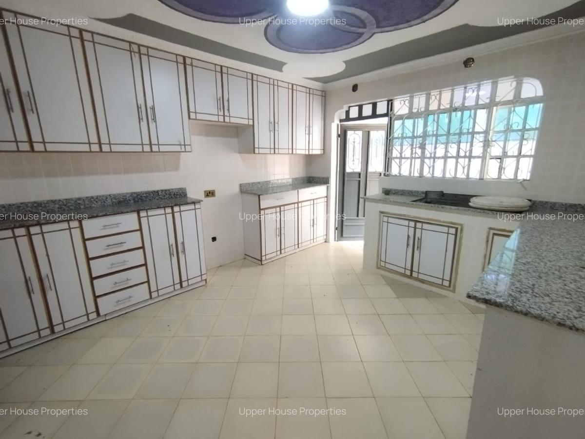 5 Bed Villa with En Suite at Nanyuki Airstrip - 2