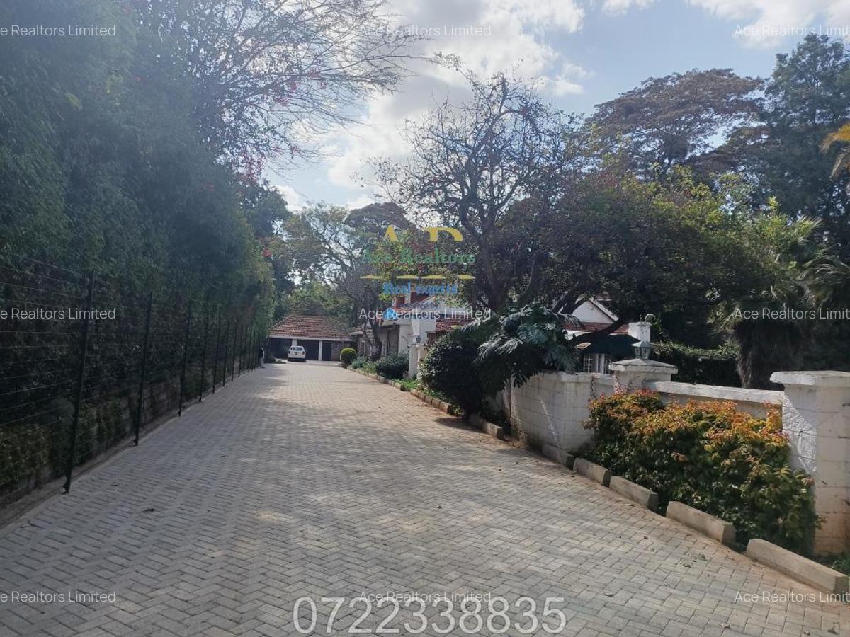 5 Bed House with En Suite at Old Muthaiga Golf Club - 14