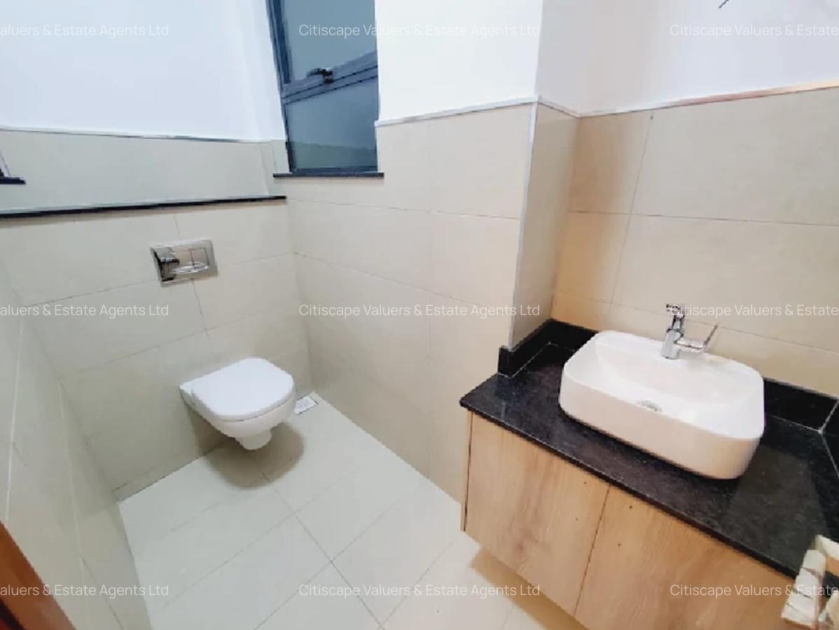 2 Bed Apartment with Gym in Kilimani - 2