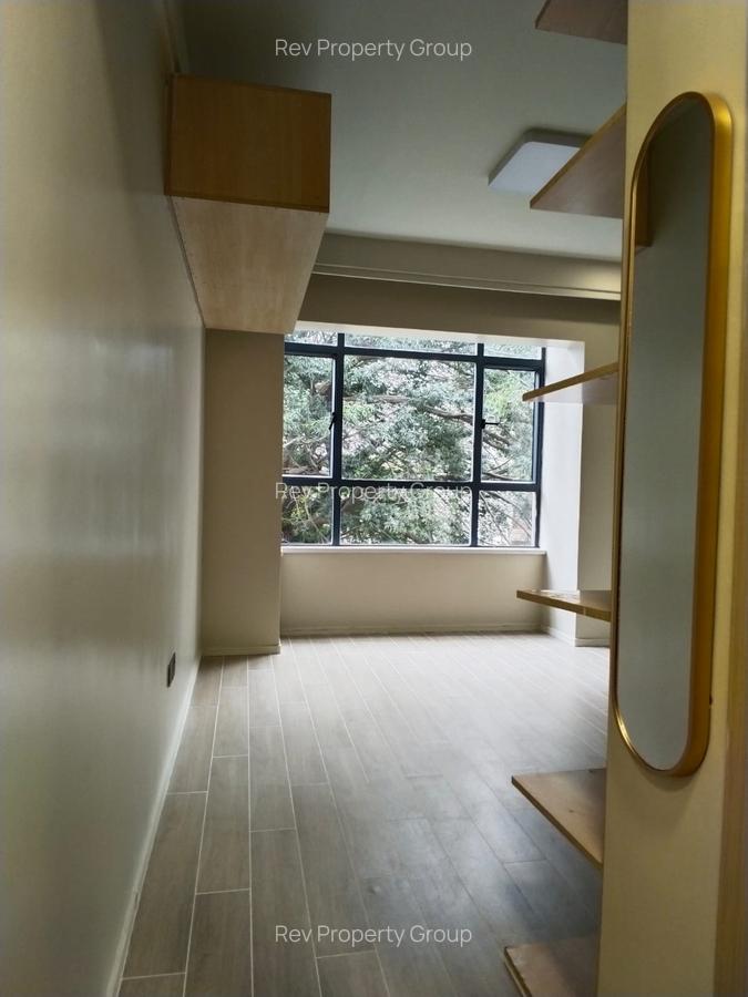 2 Bed Apartment with En Suite in Lavington - 6