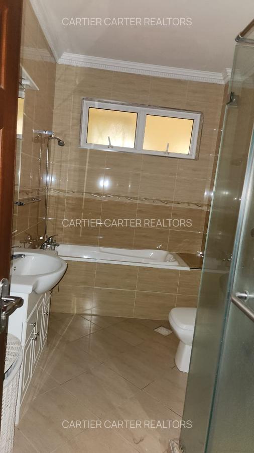 Serviced 3 Bed Apartment with En Suite at River Drive - 7