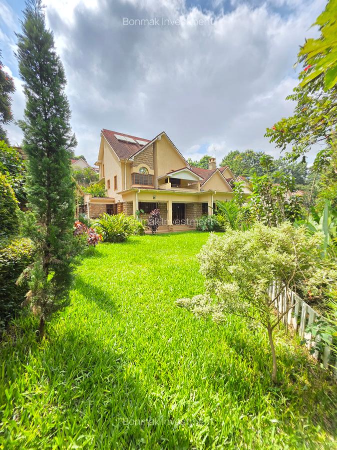 4 Bed Townhouse with En Suite at Rossylin Lone Tree - 7