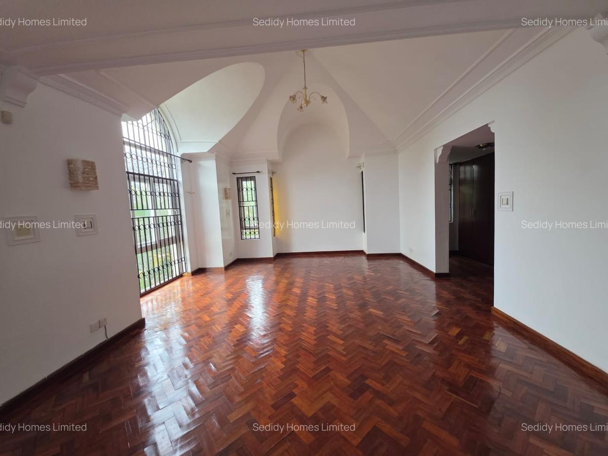 4 Bed House with En Suite in Thigiri - 4