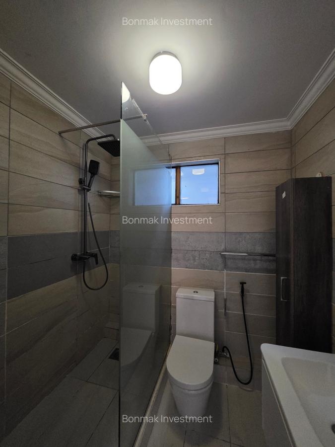 4 Bed Townhouse with En Suite at Lavington-Valley Arcade - 19
