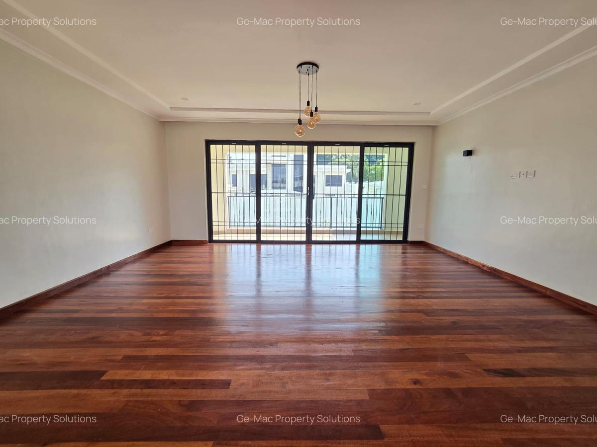 6 Bed House with En Suite in Loresho - 17
