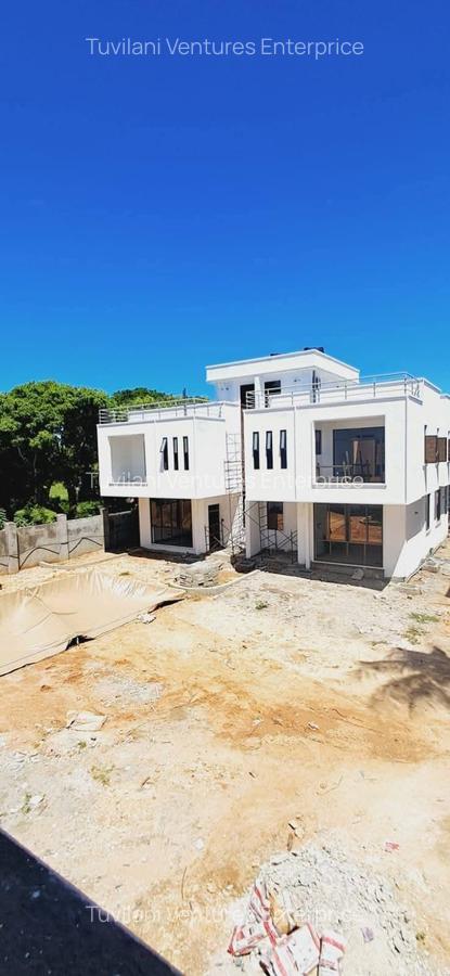 3 Bed Villa with En Suite at Mtwapa Kilifi - 5
