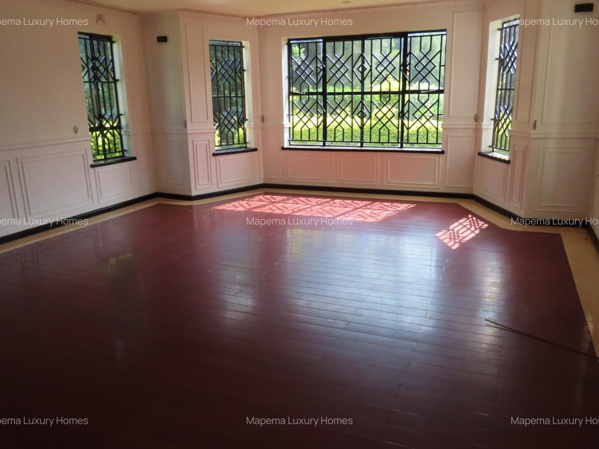 5 Bed House with En Suite at Kerarapon - 2