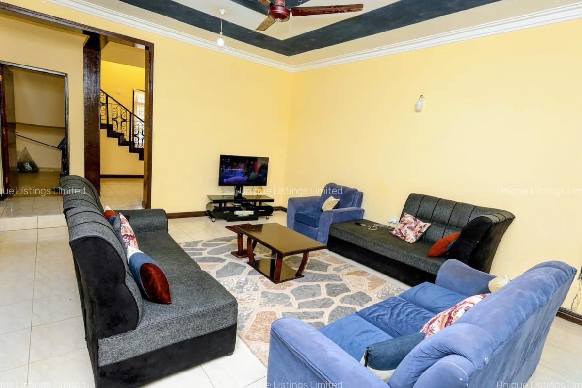 4 Bed House with Staff Quarters at Behind Oshwal Academy - 9