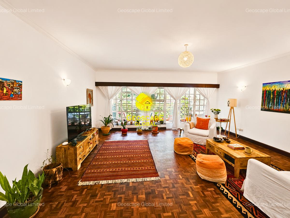 3 Bed Apartment with En Suite in Lavington - 1