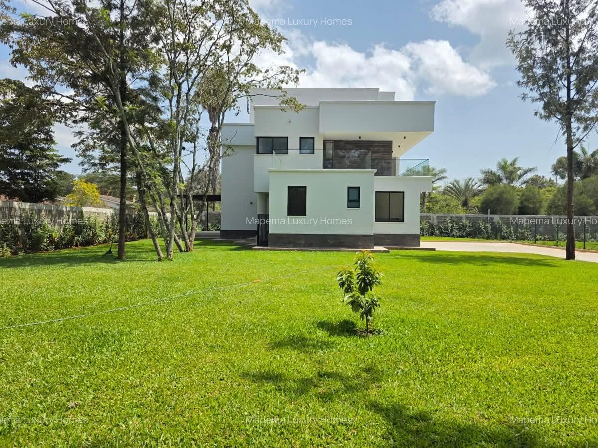 4 Bed Villa with En Suite at Bogani Road - 19