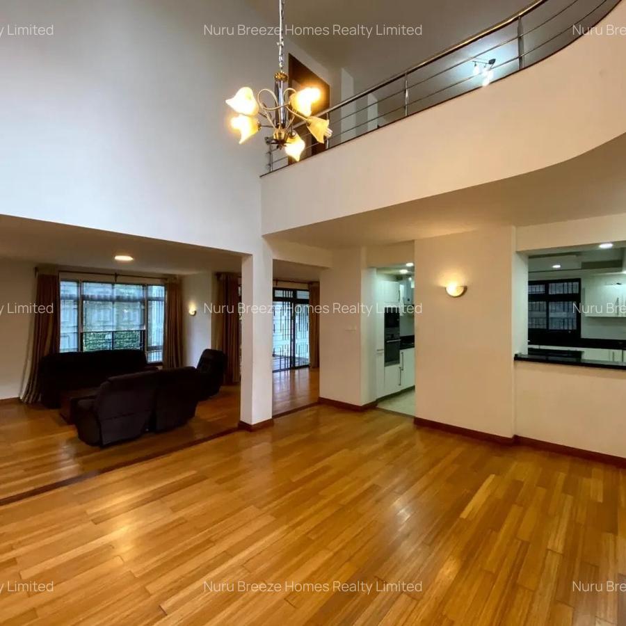 5 Bed Townhouse with En Suite in Spring Valley - 16