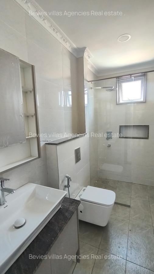 3 Bed Apartment with En Suite at Parklands - 4