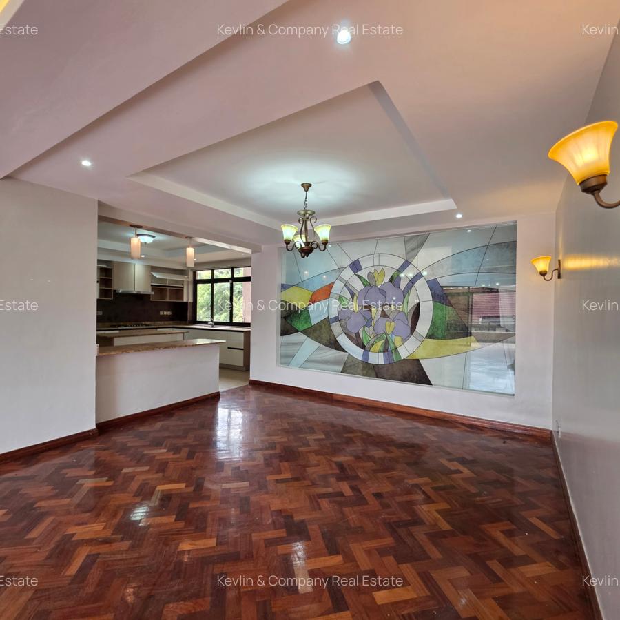 4 Bed Apartment with En Suite in Riverside - 4