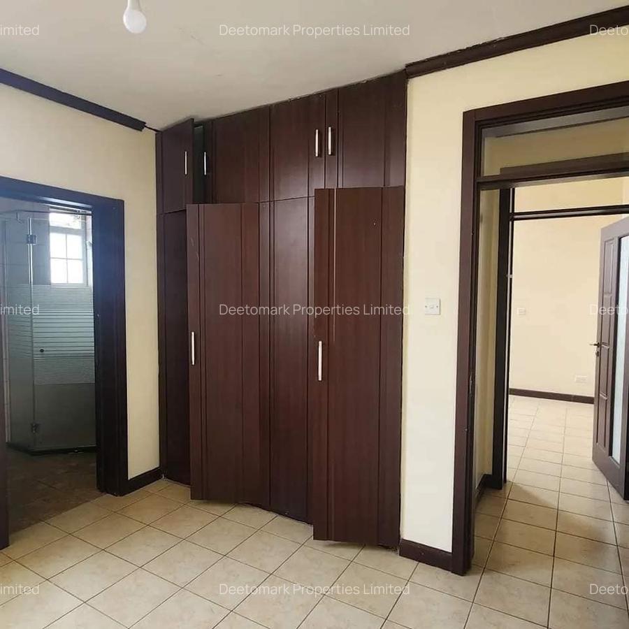 4 Bed Villa with En Suite at Langata - 9