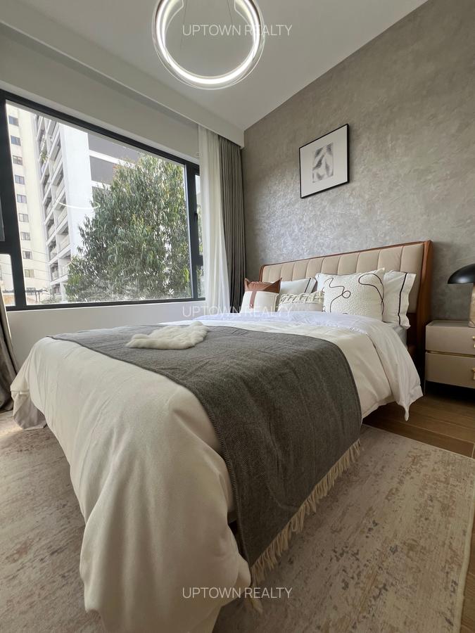 3 Bed Apartment with En Suite at Lavington - 12